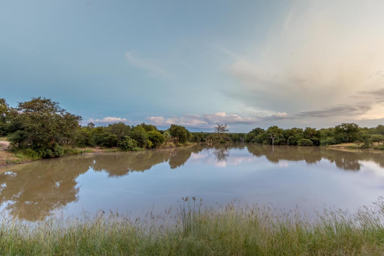 Phelwana Game Lodge Hoedspruit Exterior photo